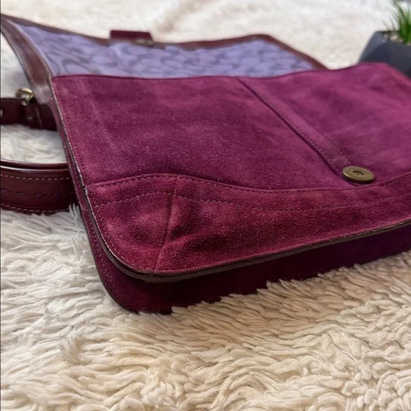 👜Vintage Y2K Coach Burgundy Suede &Leather shoulder bag(9664)